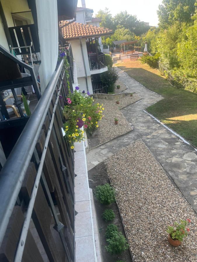 Spacious Fully Furnished Studio In Kavarna Apart Hotel Exterior foto