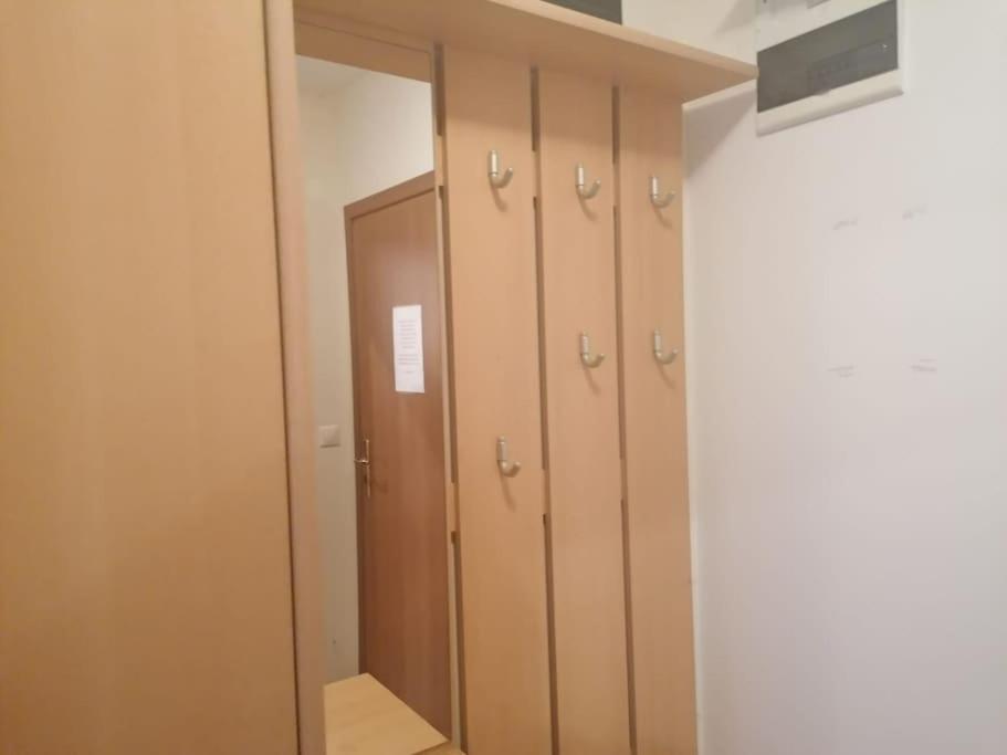 Spacious Fully Furnished Studio In Kavarna Apart Hotel Exterior foto
